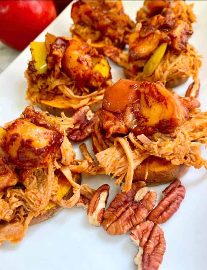 Whole30 Cinnamon Apple Pulled Pork Sliders