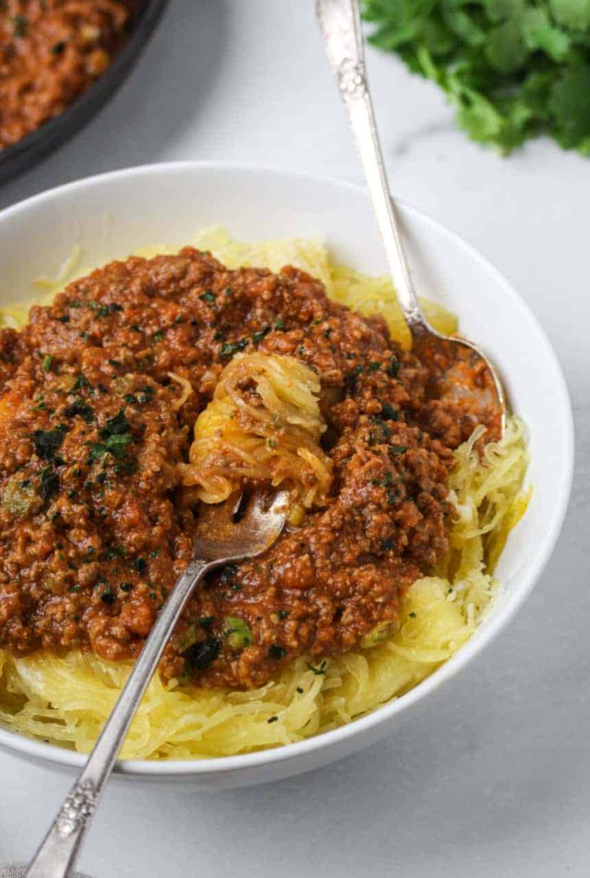 https://organicallyaddison.com/wp-content/uploads/2020/07/SPAGHETTI-SQUASH-4.jpeg