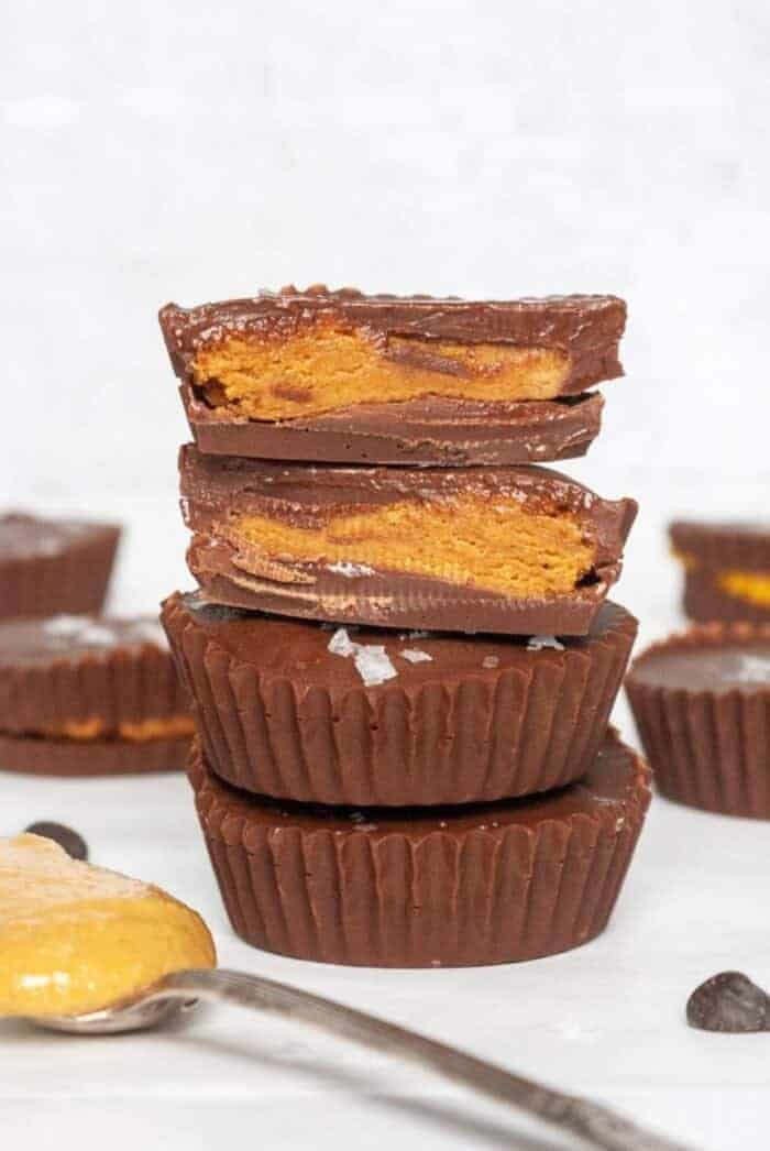 PALEO VEGAN HOMEMADE REESE'S CUPS - Organically Addison