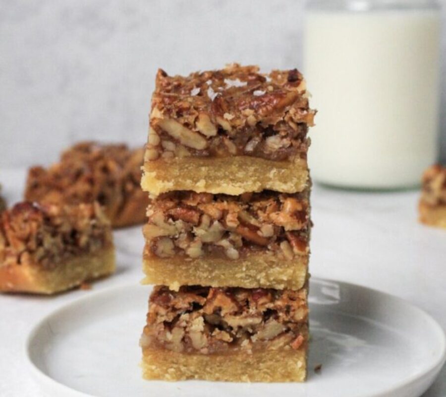 PALEO PECAN PIE BARS - Organically Addison