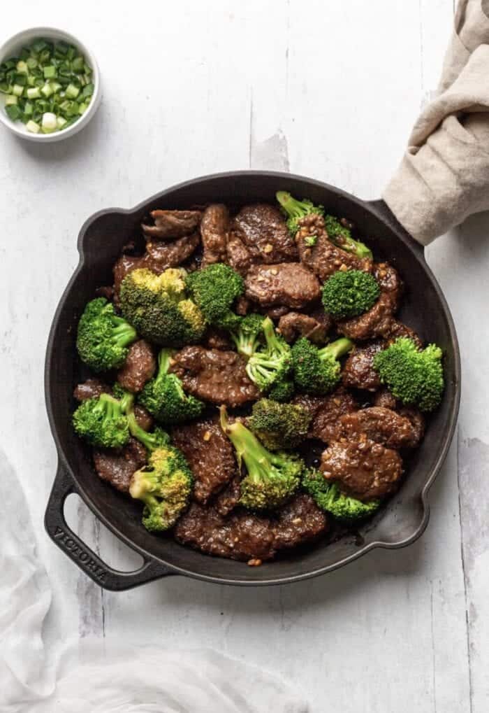 https://organicallyaddison.com/wp-content/uploads/2021/01/BEEF-AND-BROCCOLI-10-e1610326636819.jpeg