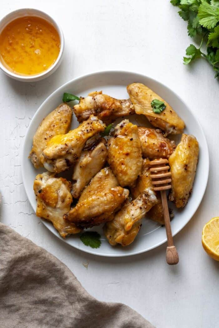 Frozen Chicken wings in air fryer. - Air Fryer Yum