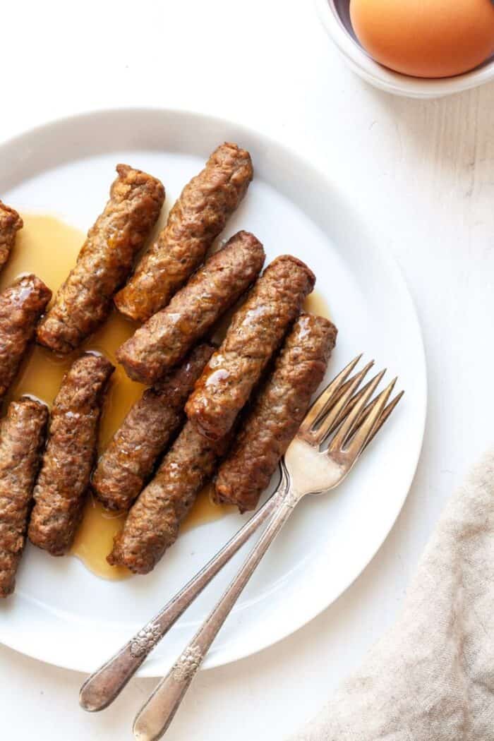 Air fryer sausage links with maple syrup