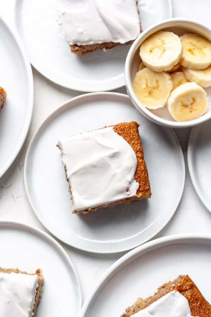 Almond flour banana cake with vanilla frosting
