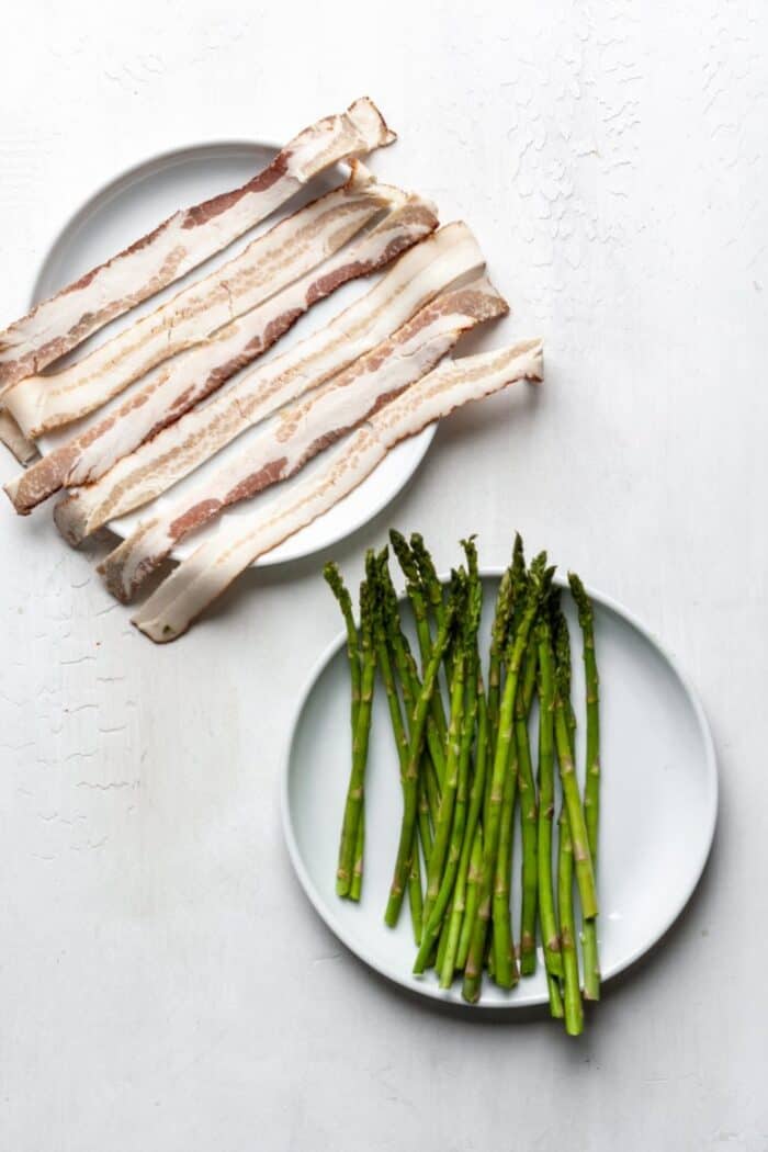 Whole30 bacon with asparagus