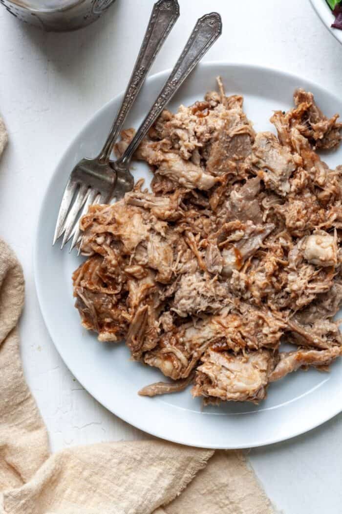 Whole30 pulled pork with BBQ sauce