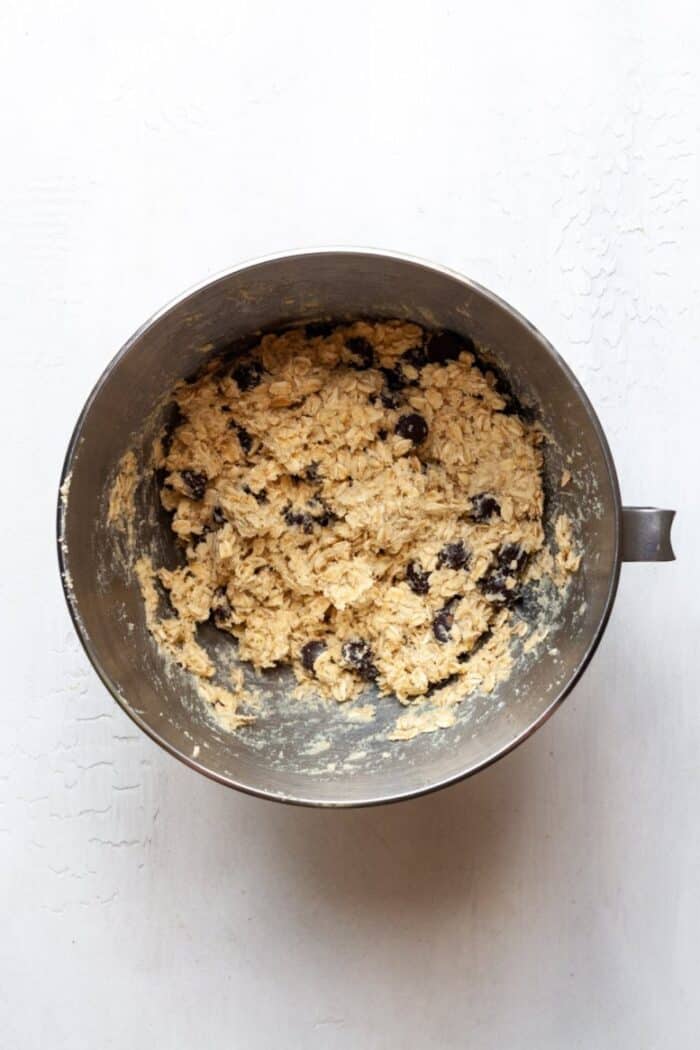 Cookie dough with oats and chocolate chips