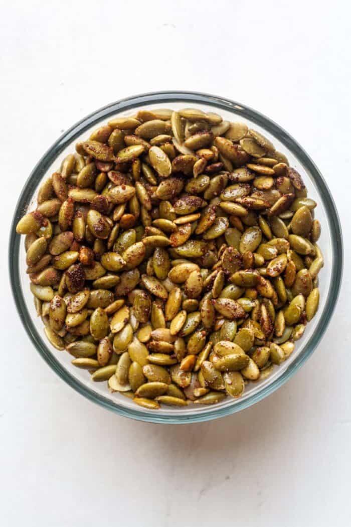 Cinnamon pumpkin seeds in bowl