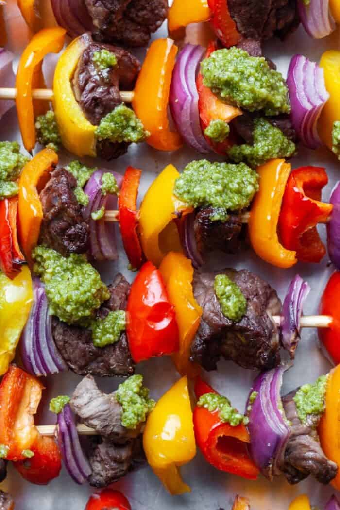 Beef kabobs with pesto