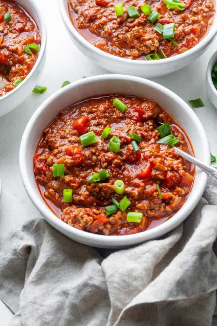 Beef and tomatoes in bowl