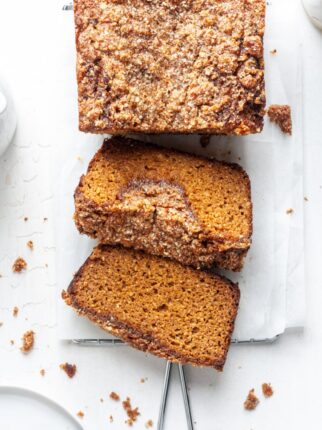Paleo Pumpkin Bread with Streusel Topping