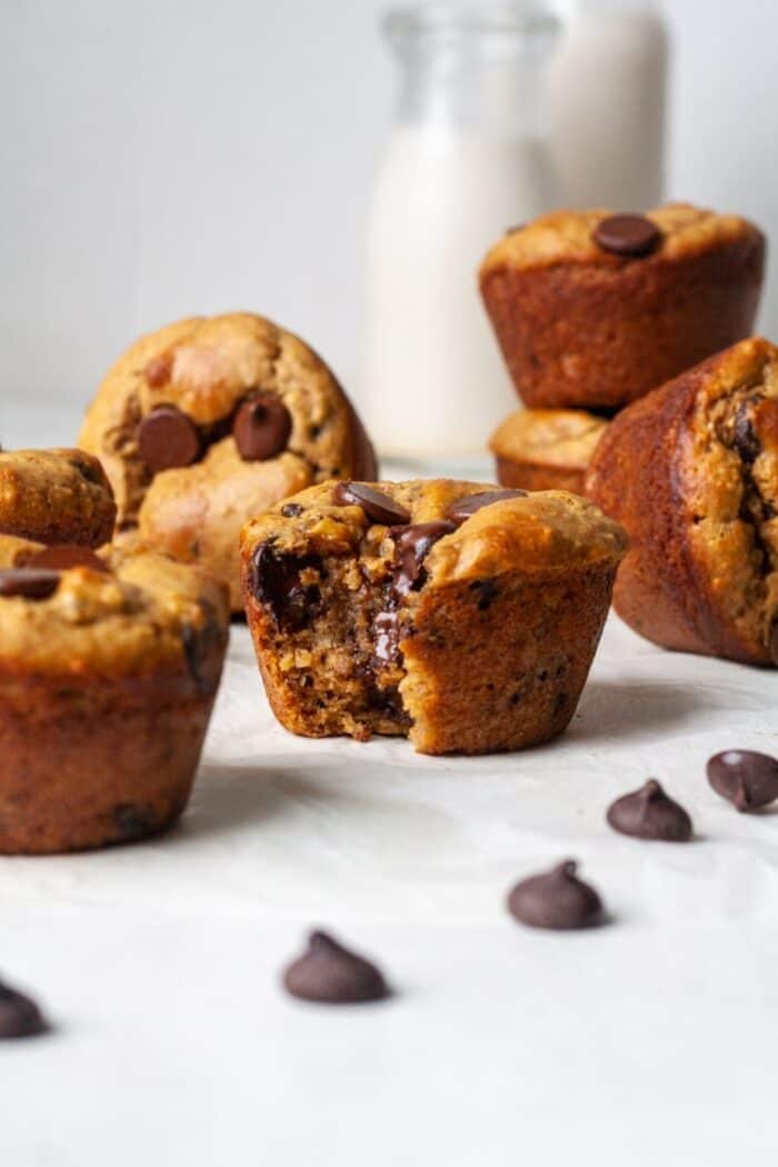 Protein muffins with bananas and chocolate chips