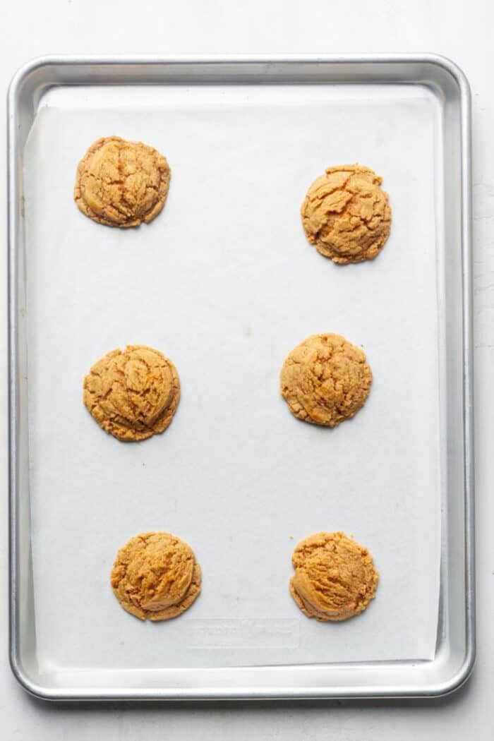 Flourless cookies on pan