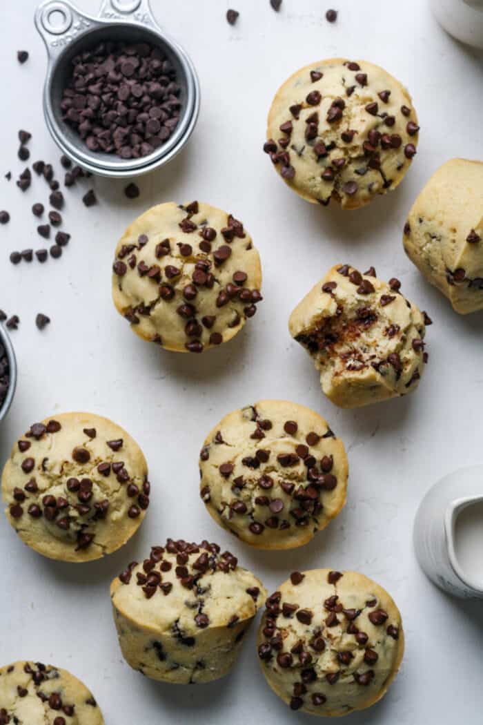 Muffins with mini chocolate chips