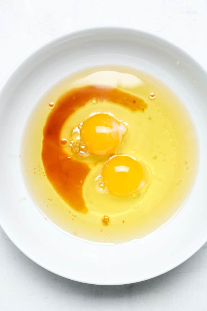 Eggs and avocado oil in bowl
