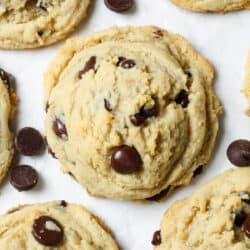 Almond flour cookies with chocolate chips