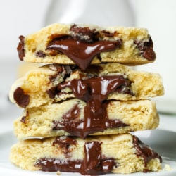 Chocolate filled cookies