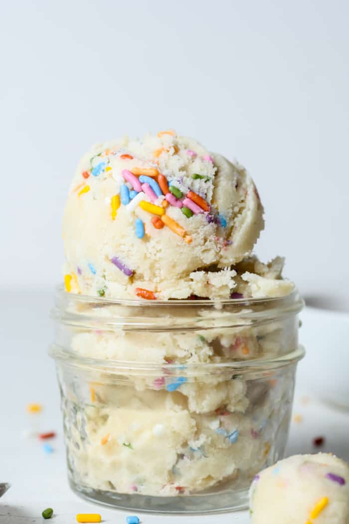 Edible dough with sprinkles