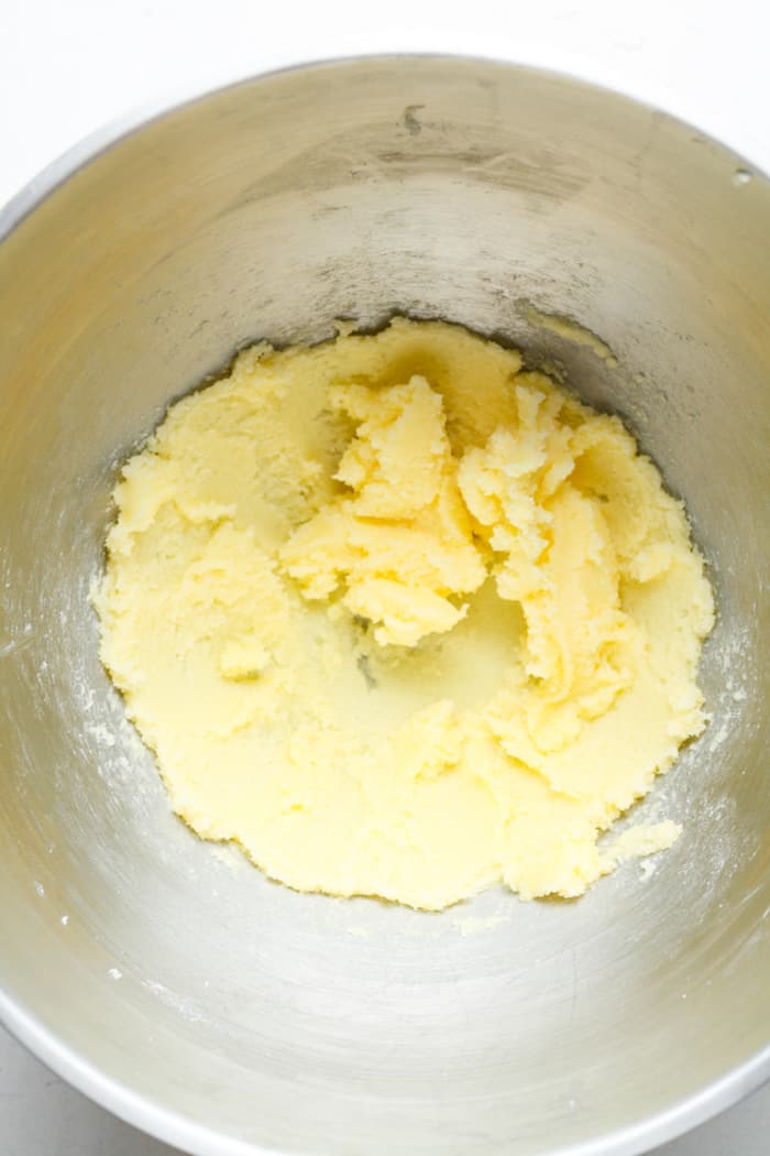 Vegan butter in bowl.