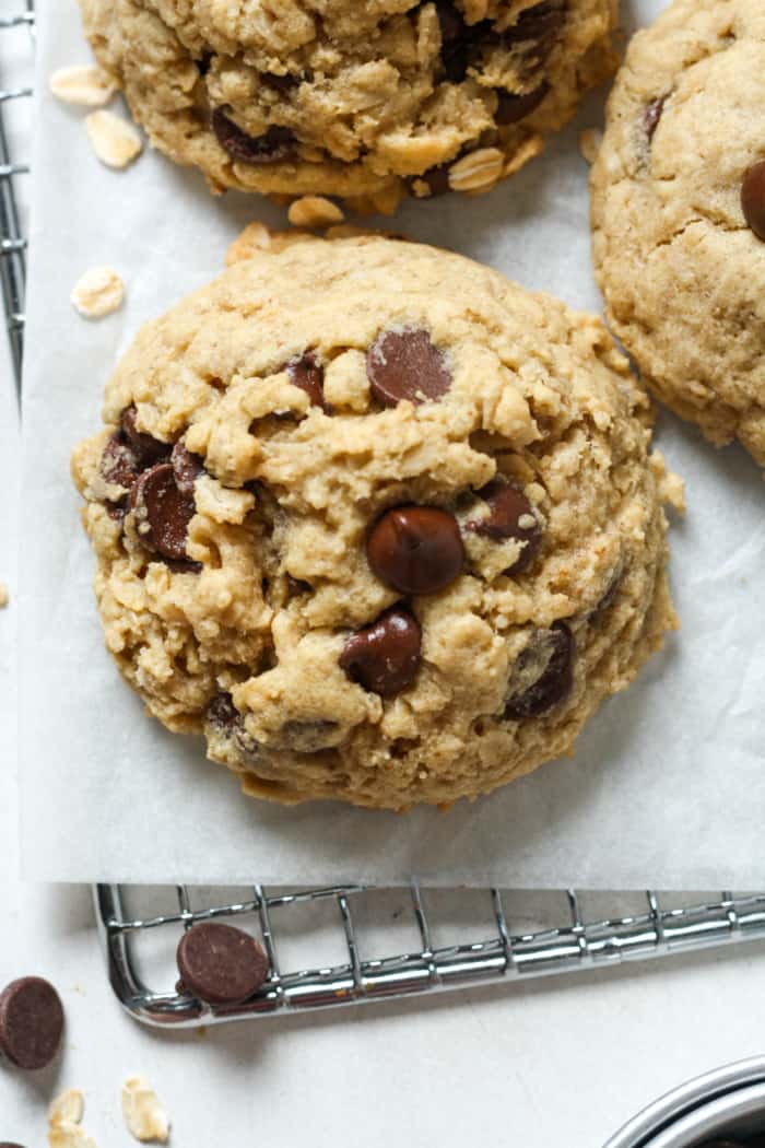 Gluten free cookies with oatmeal and chocolate chips.