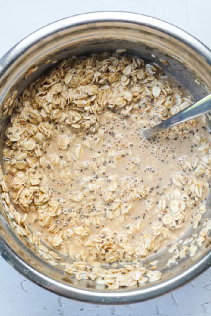 Creamy oat mixture in bowl.