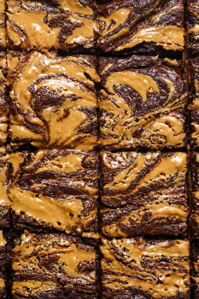 Brownies with peanut butter.