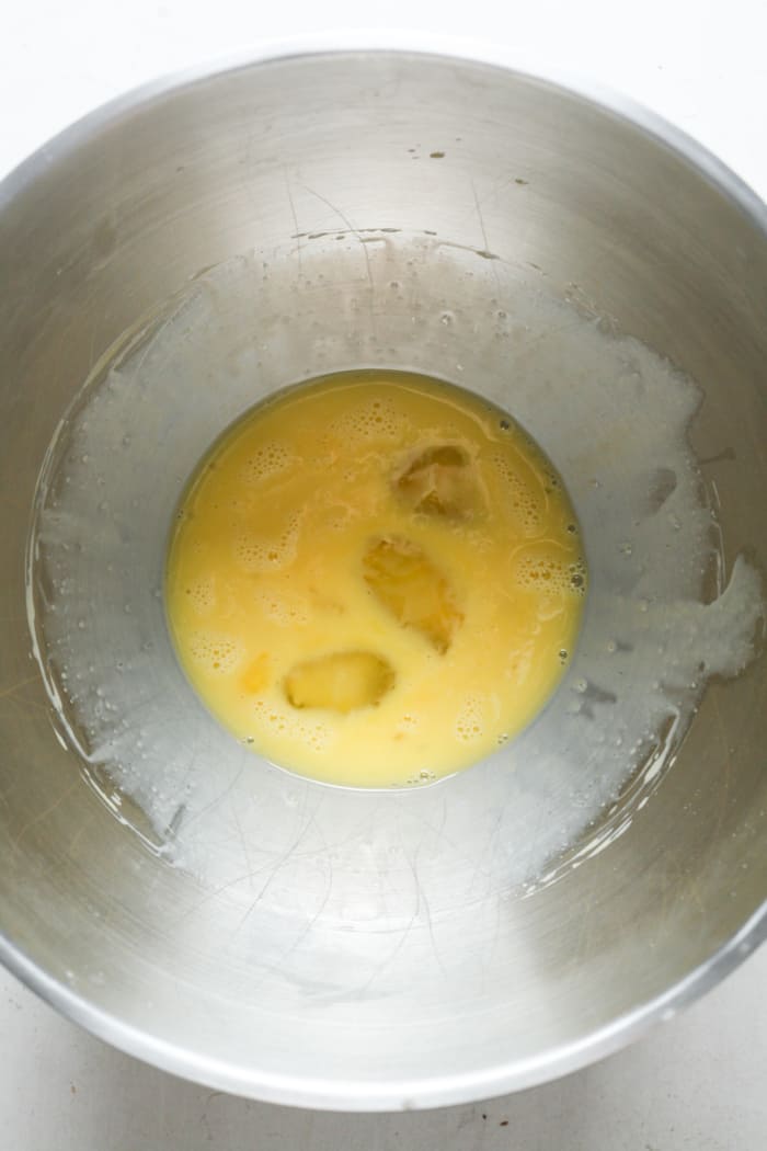 Whisked eggs in bowl.