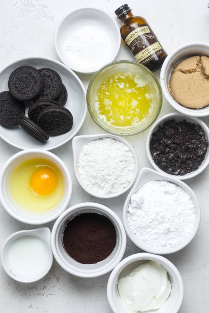 Ingredients for Oreo donuts.