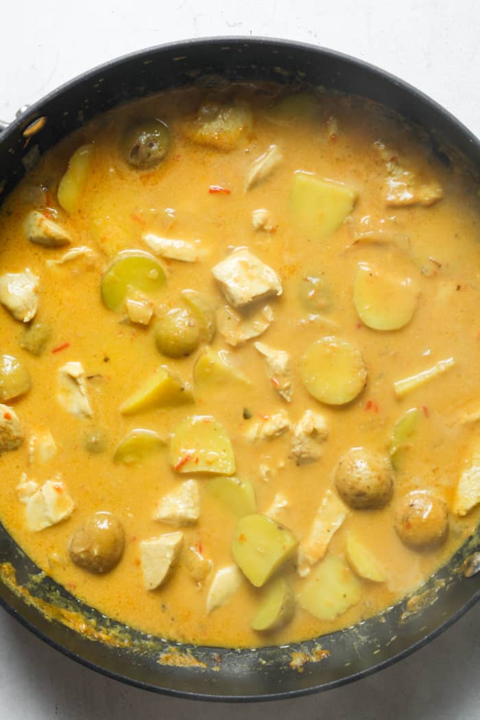 Yellow chicken curry.