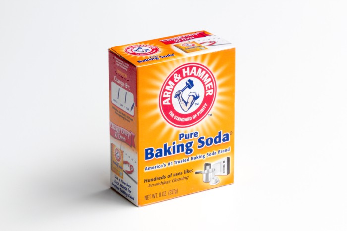 Arm and hammer baking soda.