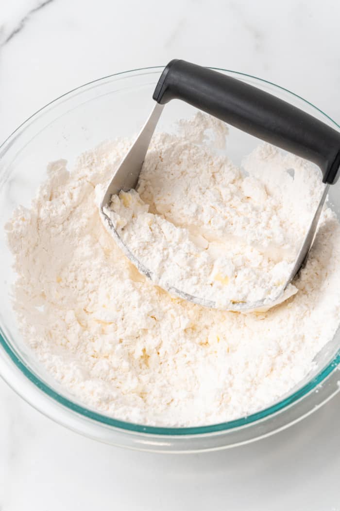 Pastry butter with dry mixture.