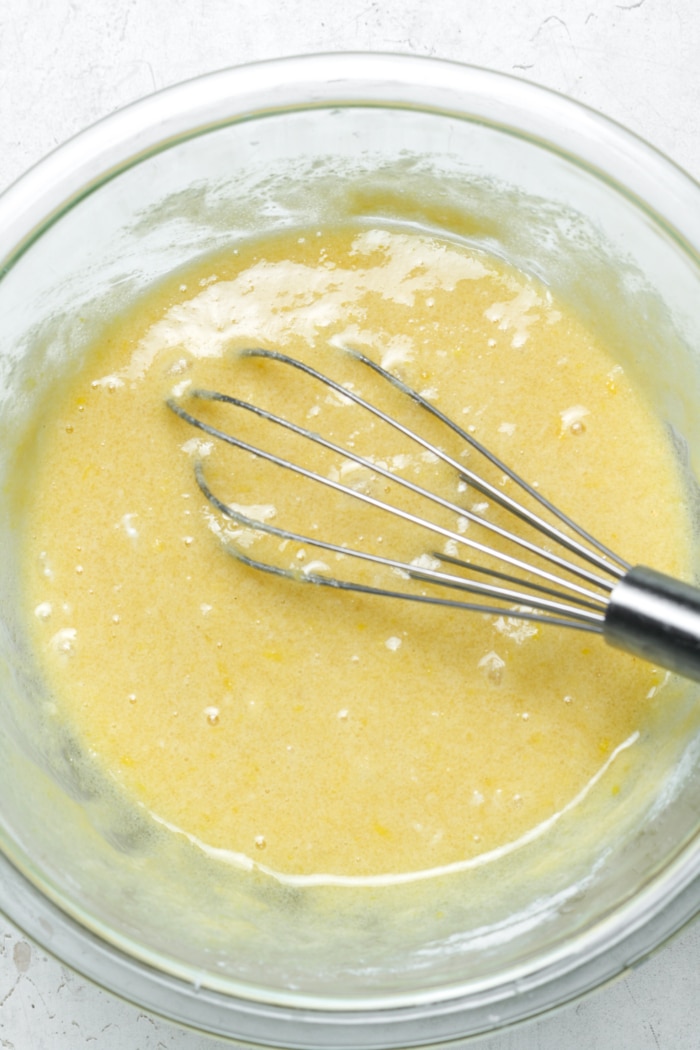 Whisked eggs and lemon juice.