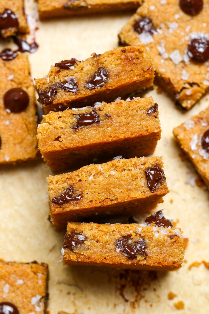 Close up of brown butter bars.