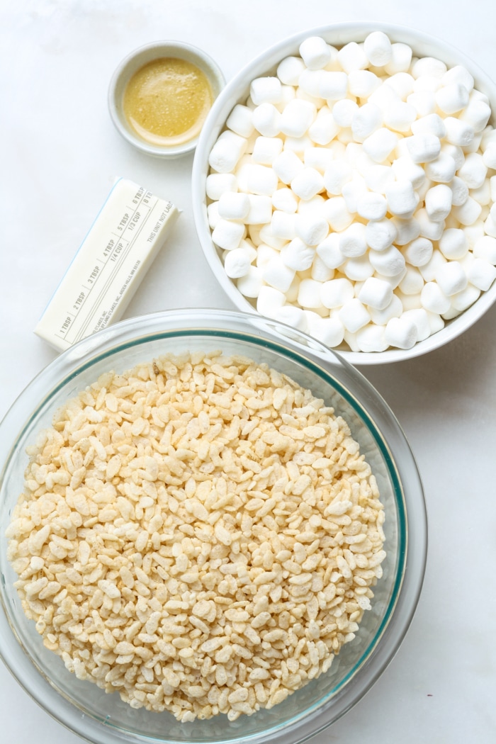 Ingredients for gluten free rice krispies treats.