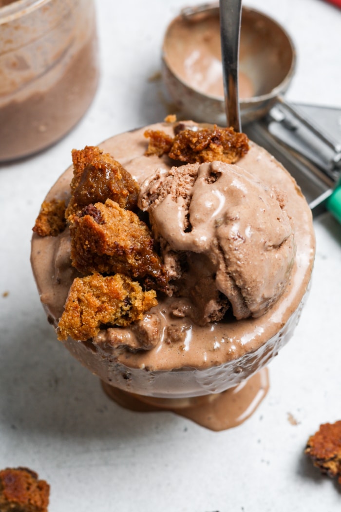 Cookies and cream dessert.