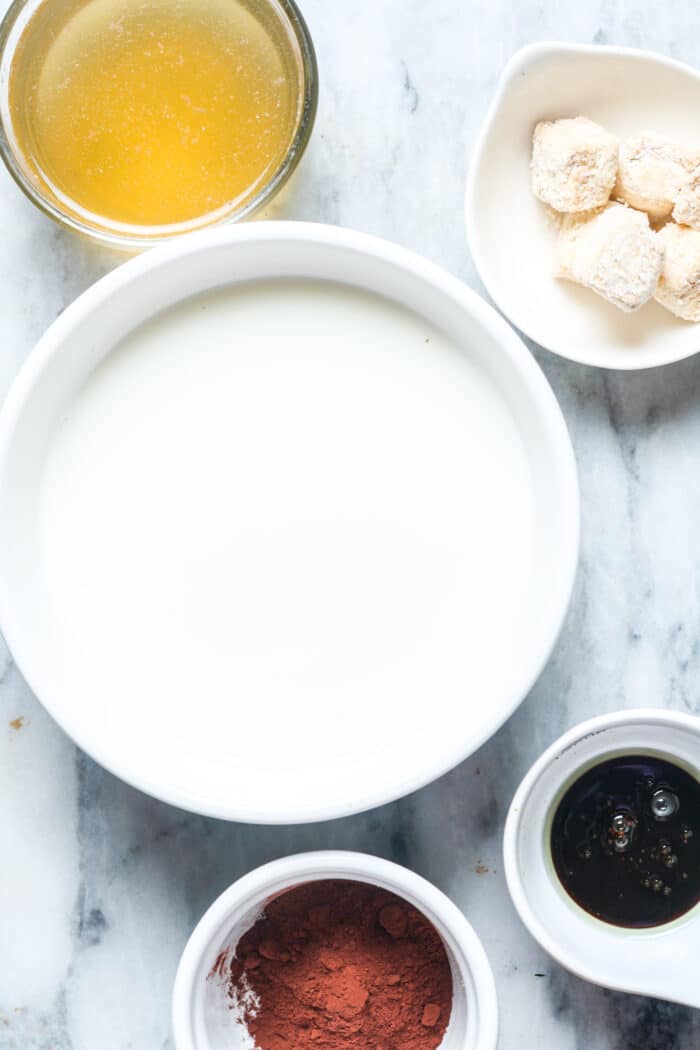 Ingredients for bone broth hot chocolate.