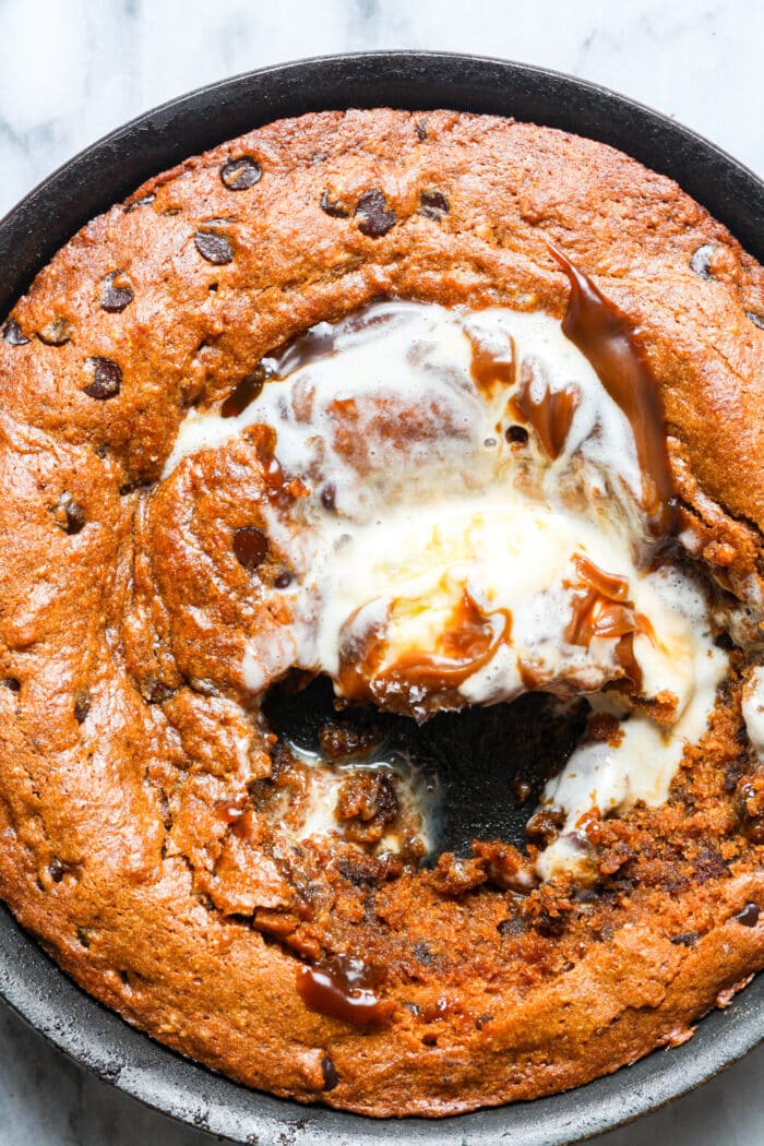 Pumpkin skillet cookie.