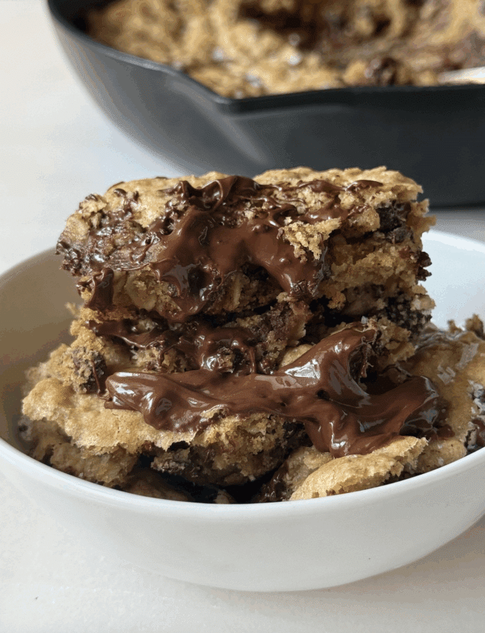 Gooey chocolate in bowl.