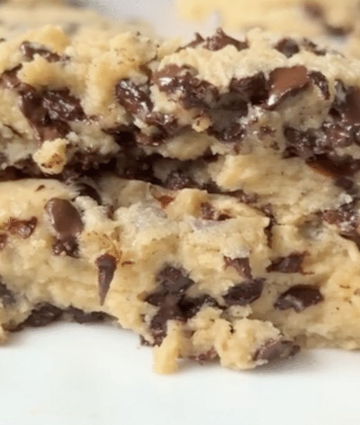 Gooey cottage cheese desserts.