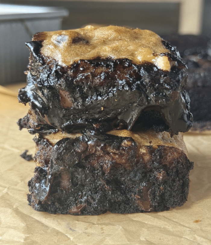 Fudge brookie bars.