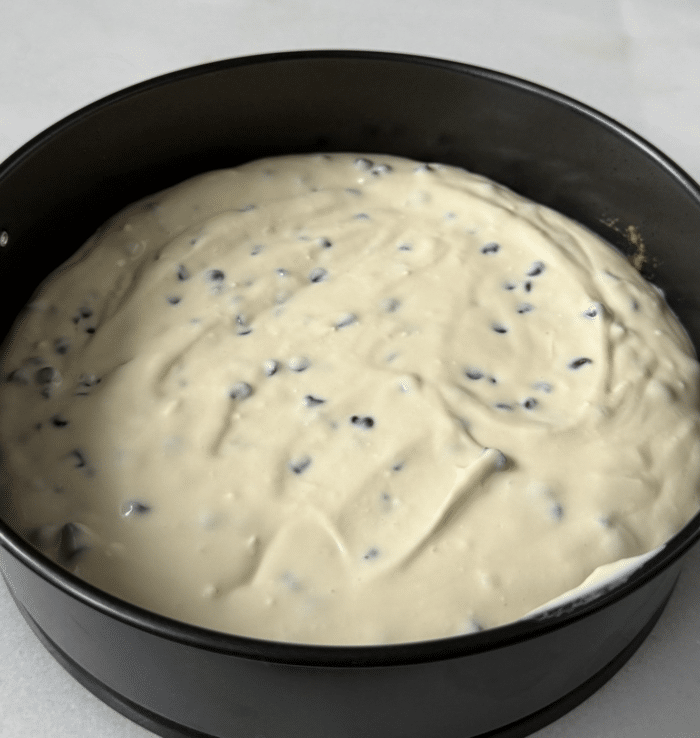 Cheesecake filling in pan.