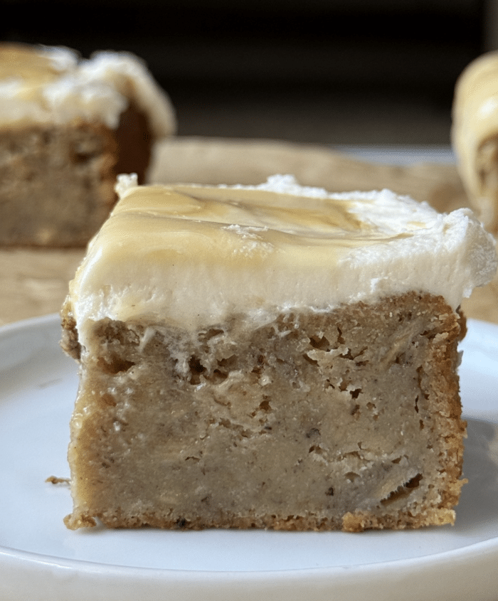 Gooey banana bread cake.
