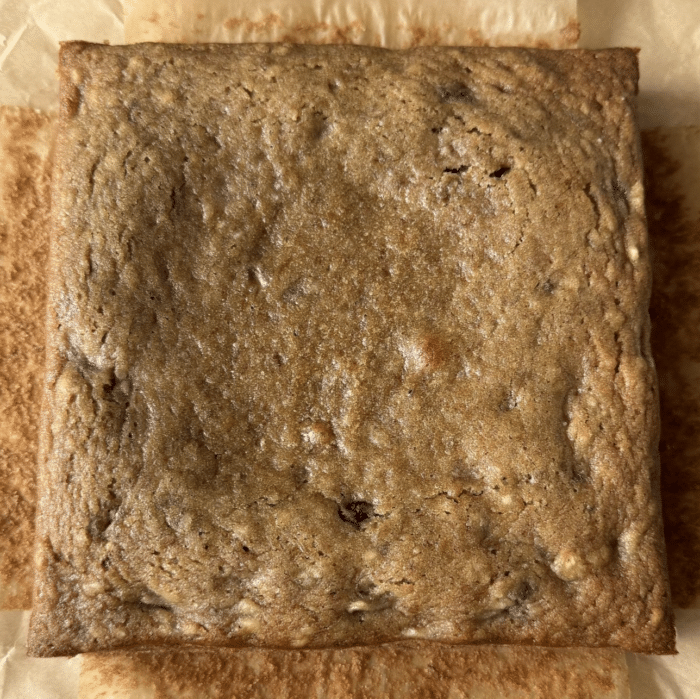 Banana cake with parchment.