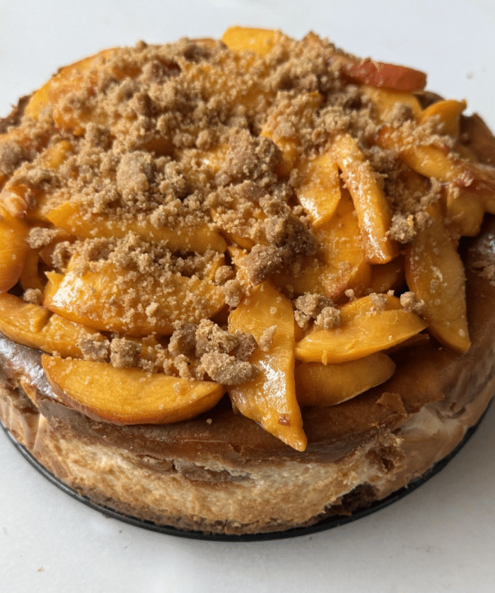 Crumbly peach topping.