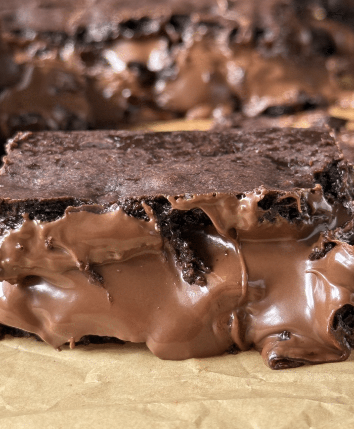 Close up of Nutella brownies.