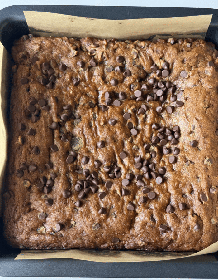 Baked spiced dessert.